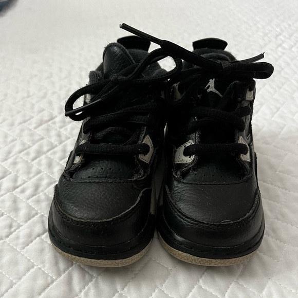 Jordan Retro 4 Oreo baby Sneakers Black and grey - Picture 2 of 7